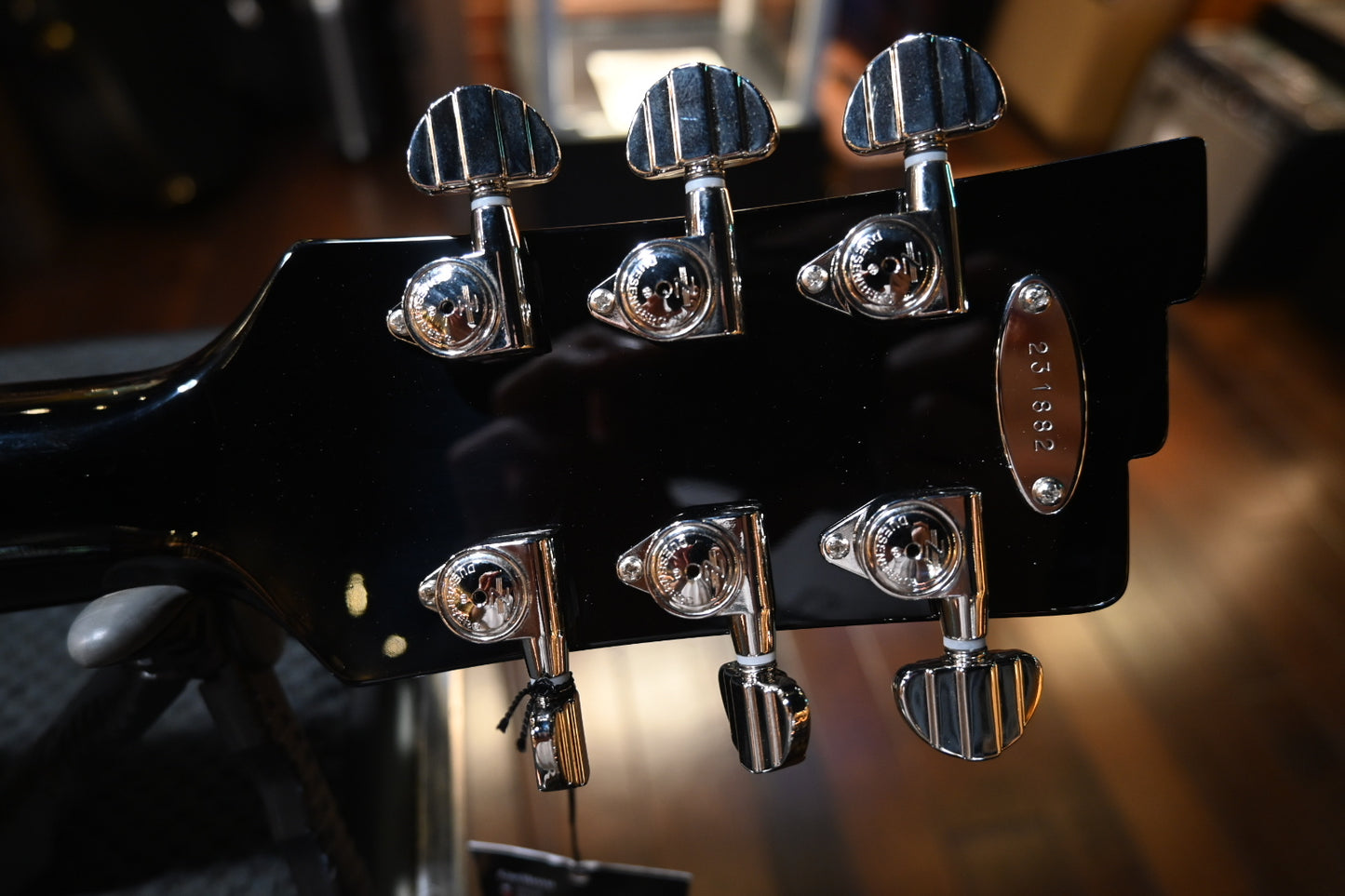 Duesenberg Caribou Left-Handed - Narvik Blue Guitar 1882 - Danville Music