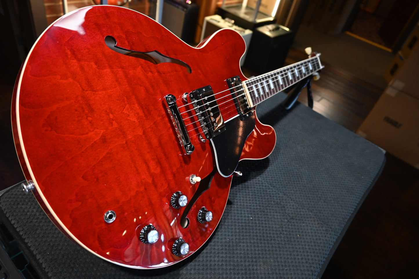 Gibson ES-335 Figured - ‘60s Cherry Guitar #0119 - Danville Music