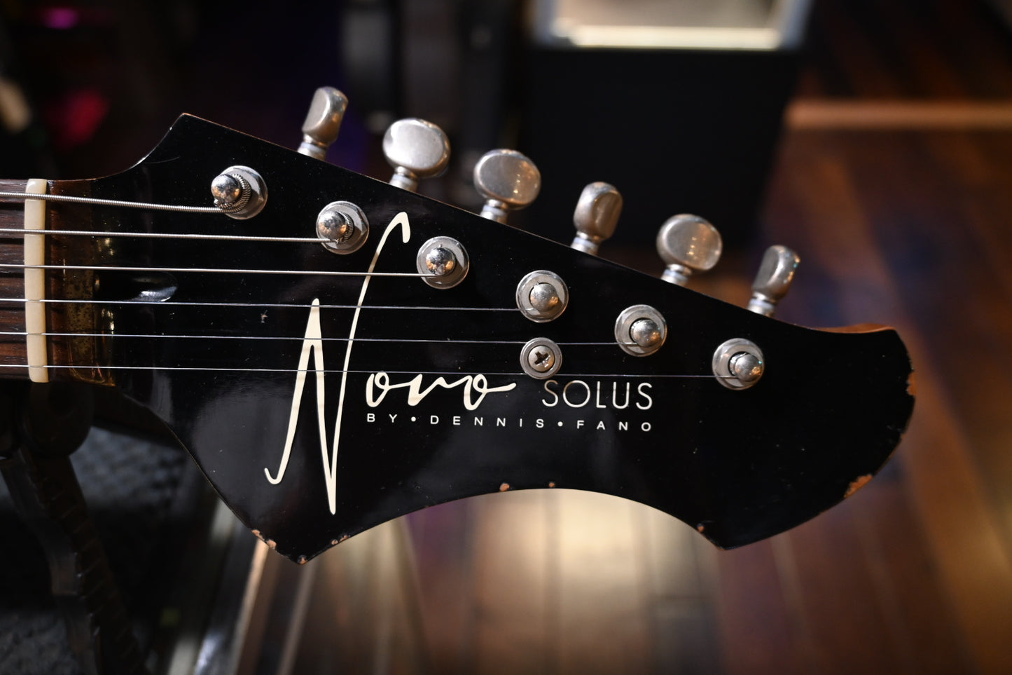 Novo Nucleus Solus M1 - Bull Black Guitar #1136 - Danville Music