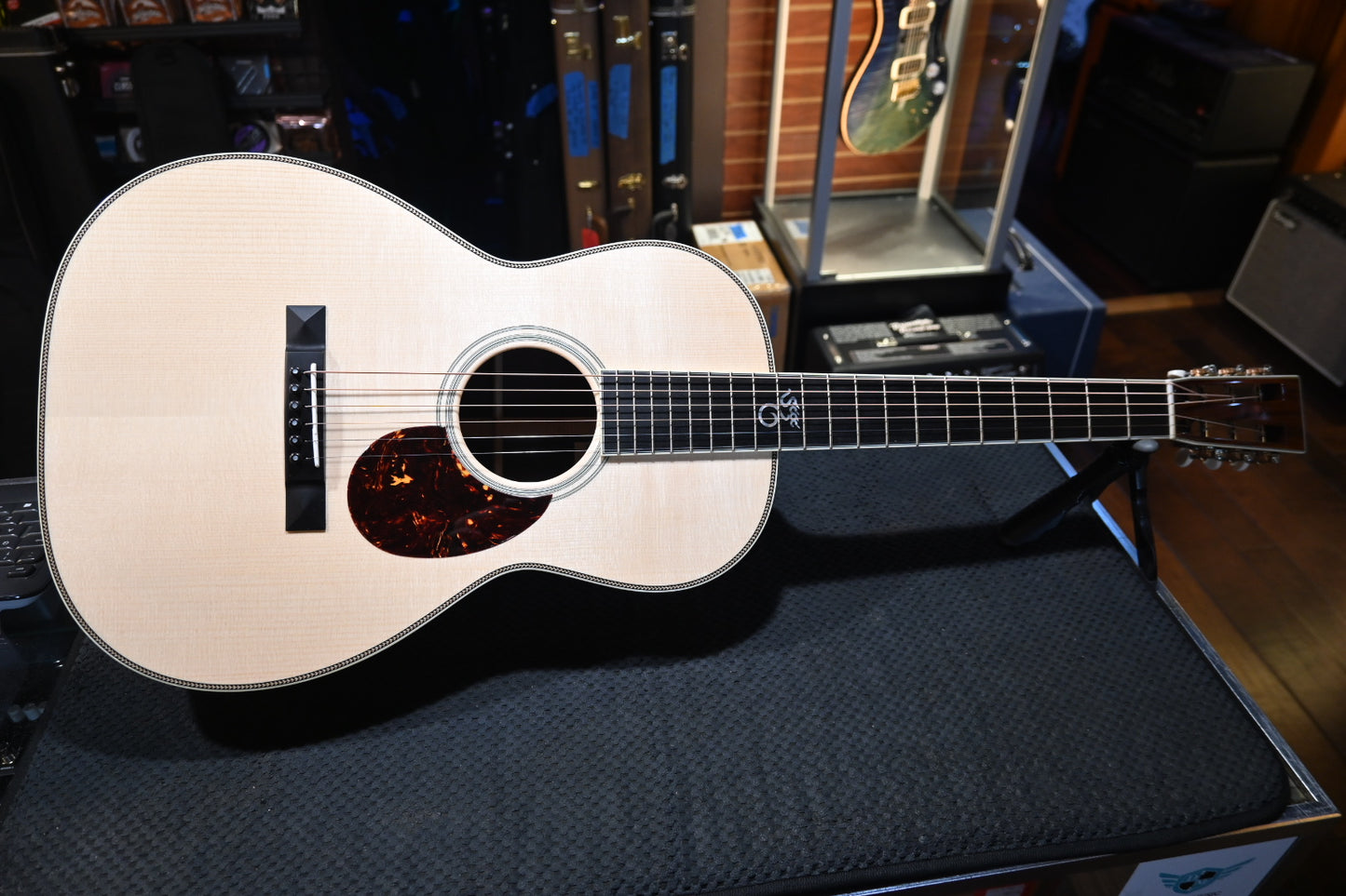 Santa Cruz OO Adirondack Spruce/Brynn Athyn Indian Rosewood Guitar #1292 - Danville Music