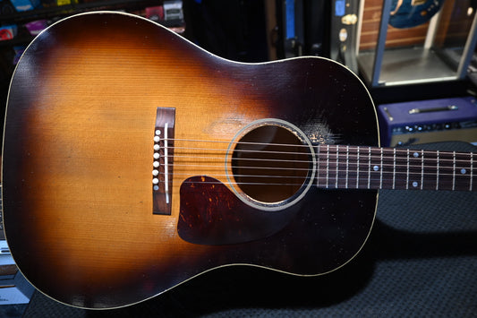 Gibson Custom Shop 1942 Banner J-45 Heavy Aged - Vintage Sunburst Guitar #5016 - Danville Music