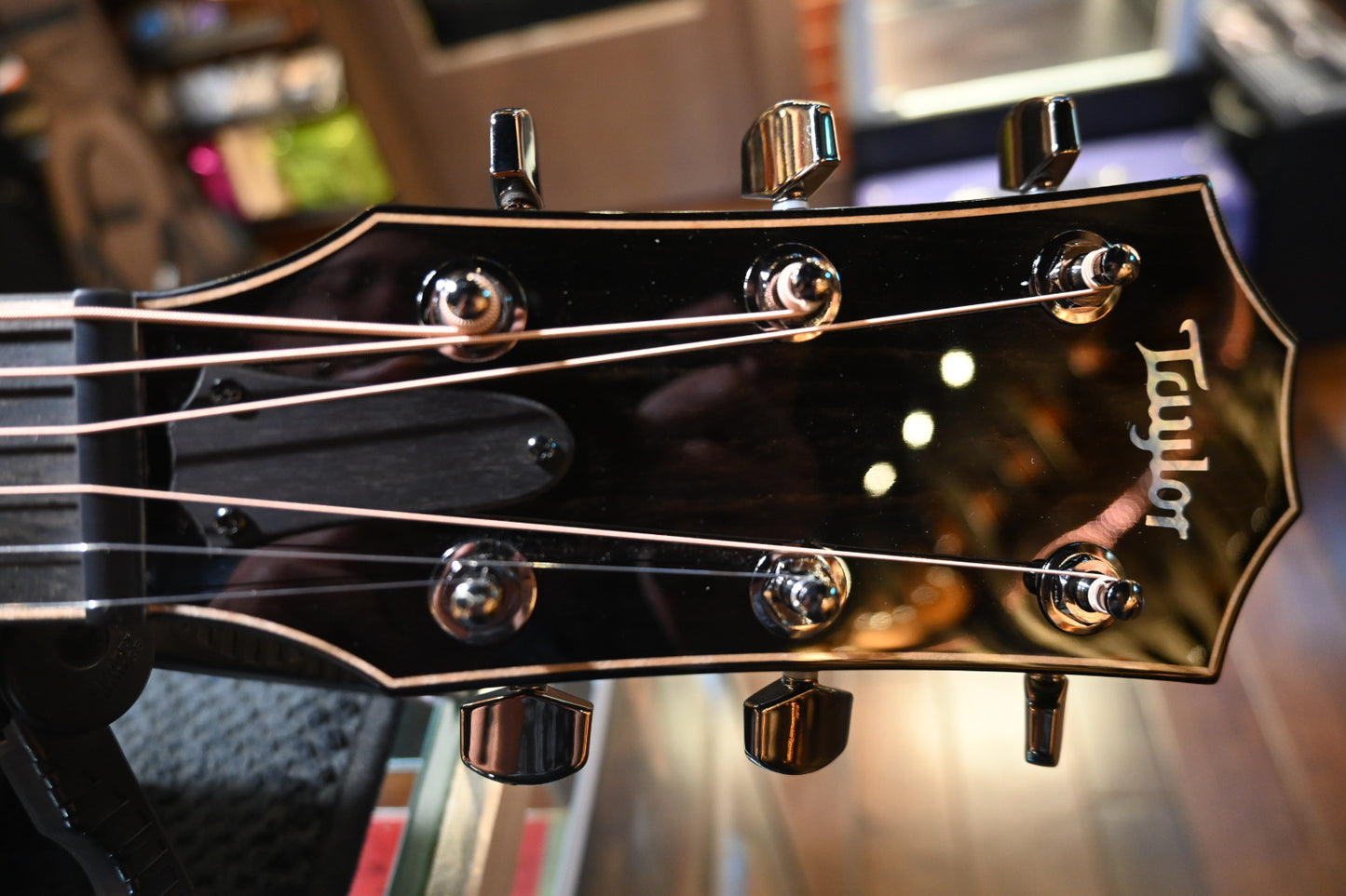Taylor Custom 814ce Torrefied Spruce/Honduran Rosewood Guitar #5102