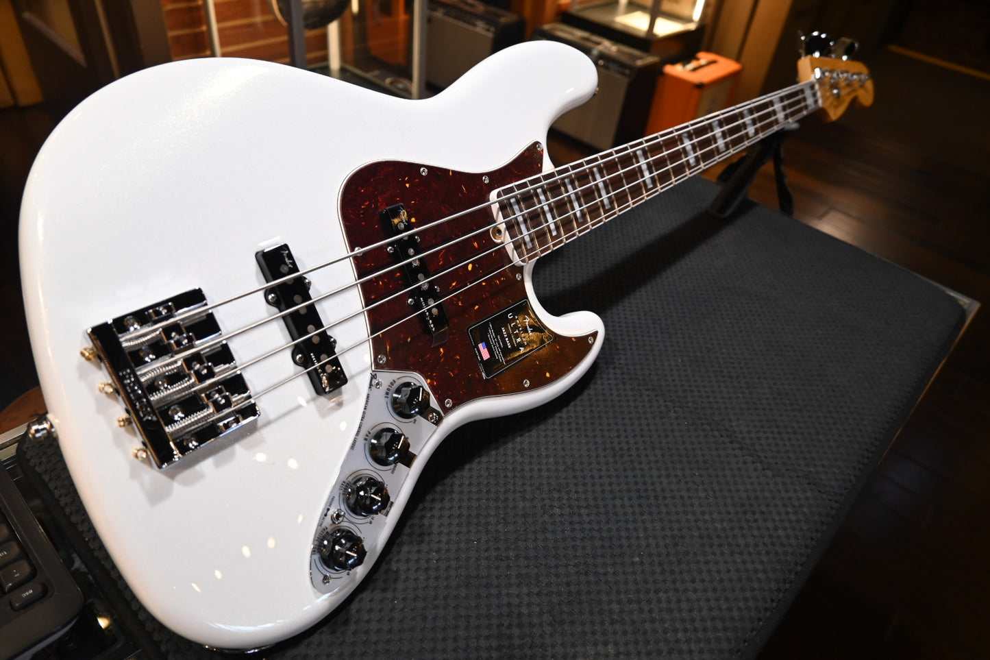 Fender American Ultra Jazz Bass - Arctic Pearl Bass #5685 - Danville Music