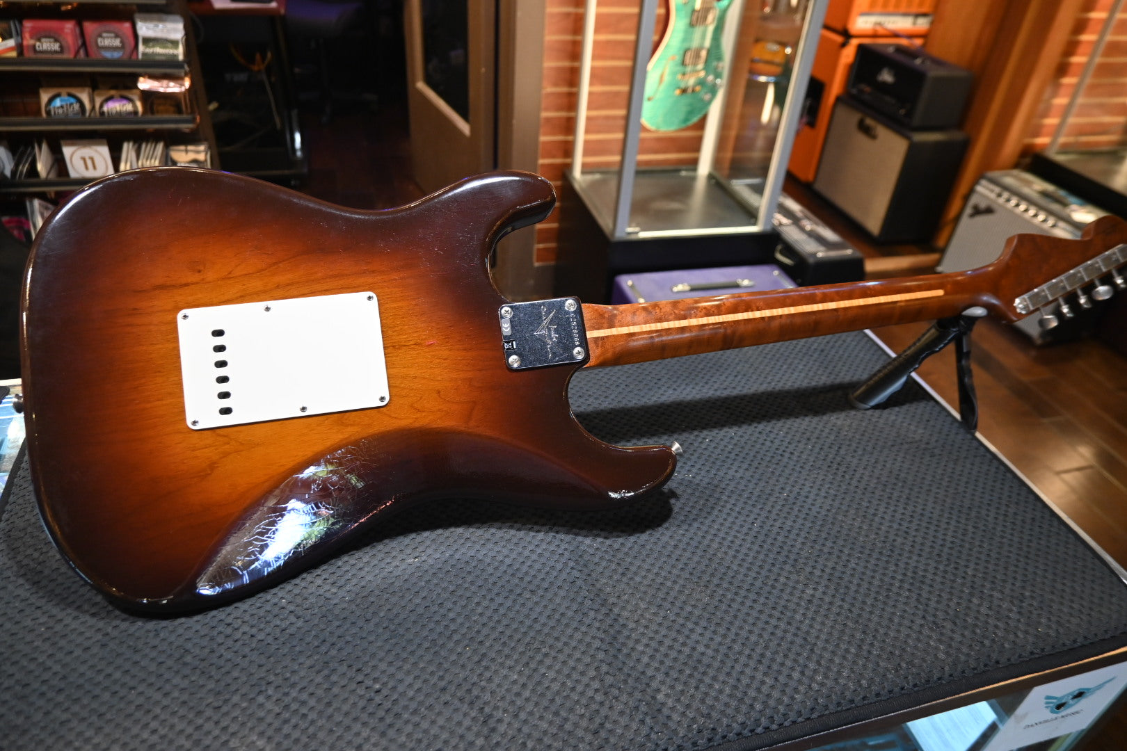 Fender Custom Shop Special 50’s Stratocaster Closet Classic 2016 - Chocolat 3-Tone Sunburst Guitar #8068 - Danville Music