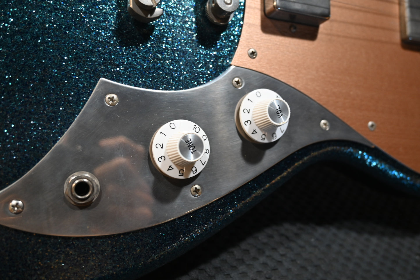 Novo Serus H2 Custom - Merman Sparkle Guitar #1293 - Danville Music