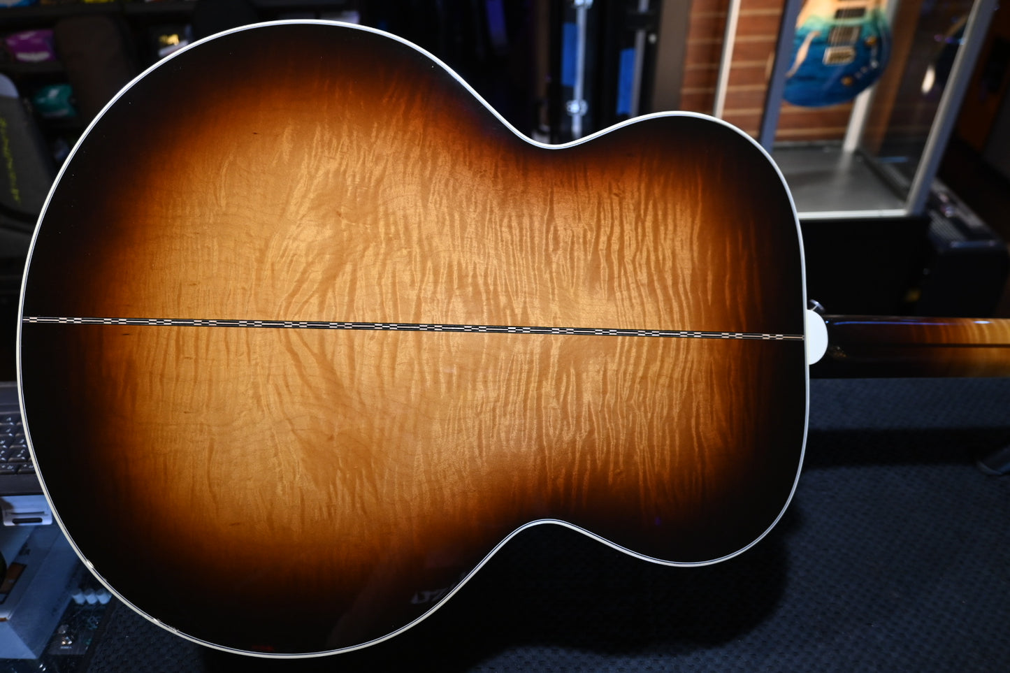 Gibson SJ-200 Standard 2019 - Vintage Sunburst Guitar #9067 - Danville Music