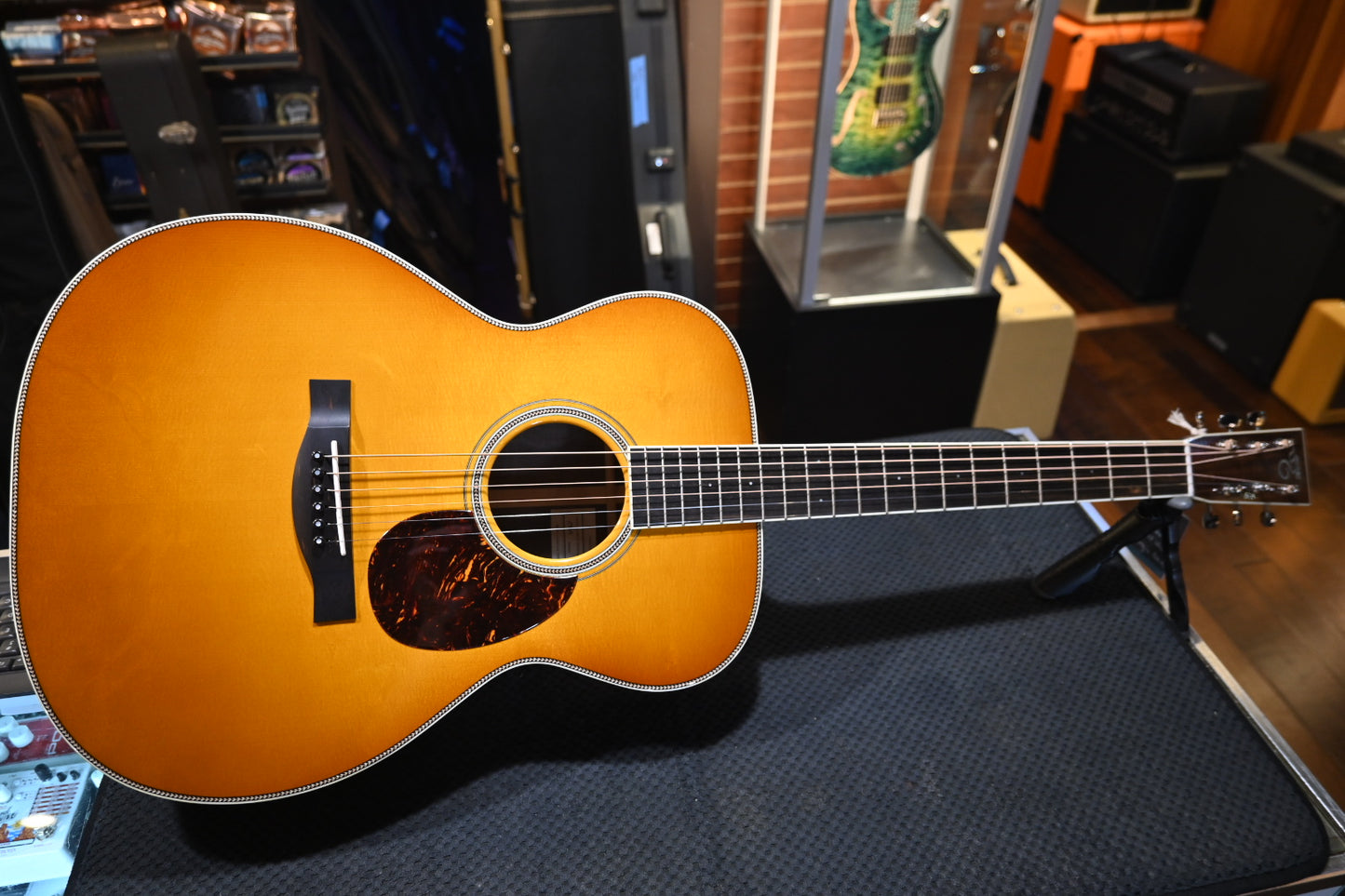 Santa Cruz OM Moon Spruce Bear Claw/Figured Walnut - Georgia Peach Guitar #6242 - Danville Music