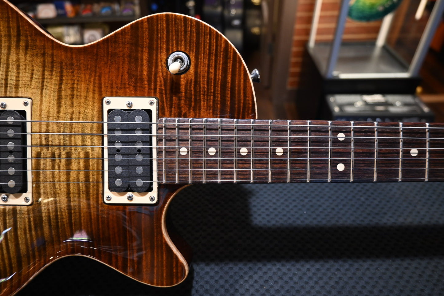 Tom Anderson Bulldog 2012 - Light Tiger Eye Burst Guitar #912P - Danville Music