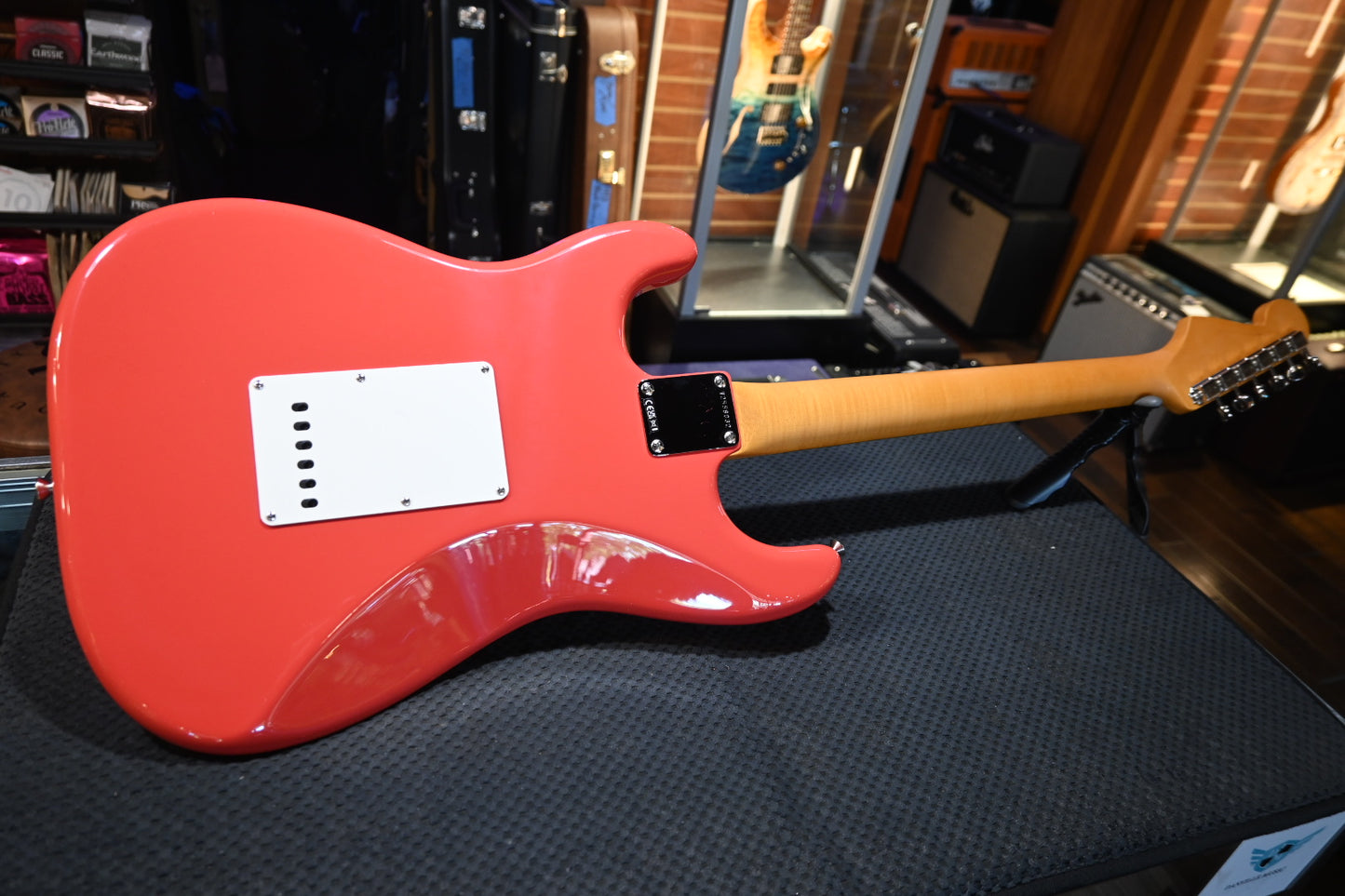 Fender Dealer Exclusive American Vintage II 1961 Stratocaster - Fiesta Red Guitar #8032