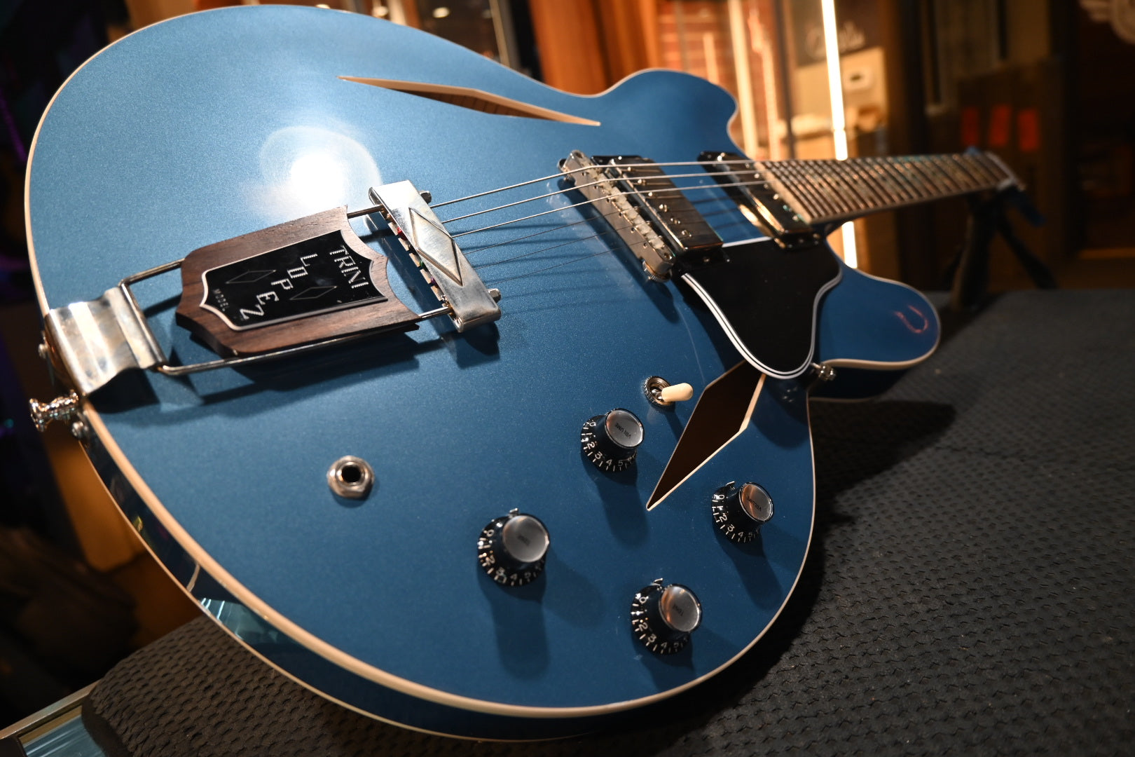 Gibson Custom Shop Trini Lopez 2022 - Pelham Blue Guitar #2138 - Danville Music