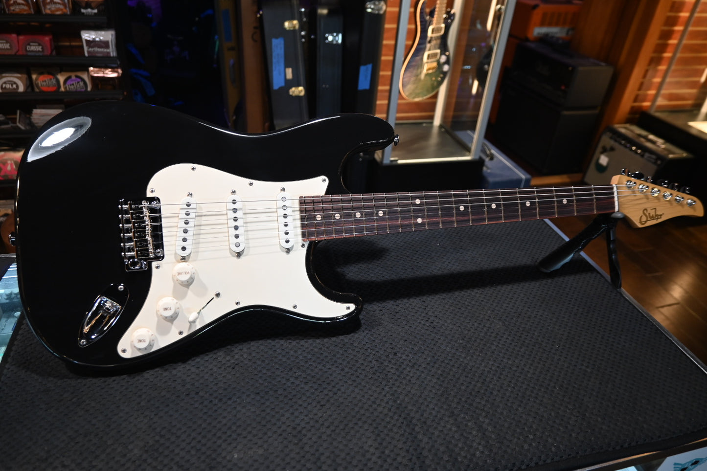 Suhr Classic S Antique - Black Guitar #0487