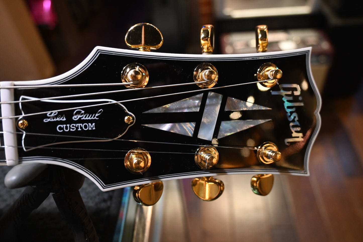 Gibson Custom Shop Les Paul Custom 2024 M2M - Gold Sparkle Guitar #1715