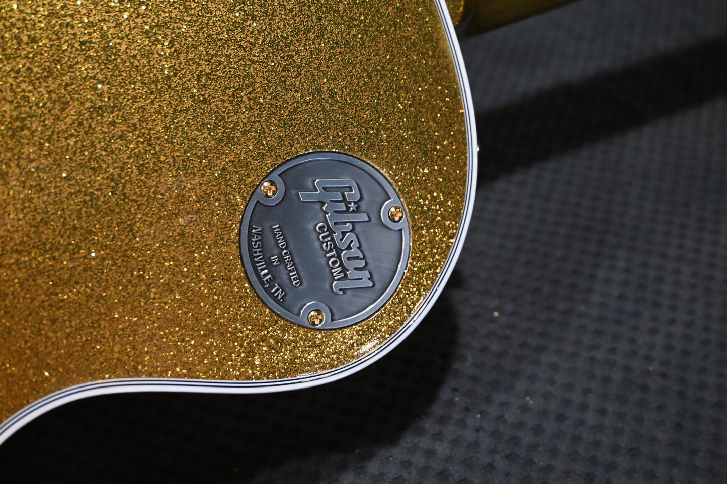Gibson Custom Shop Les Paul Custom 2024 M2M - Gold Sparkle Guitar #1715