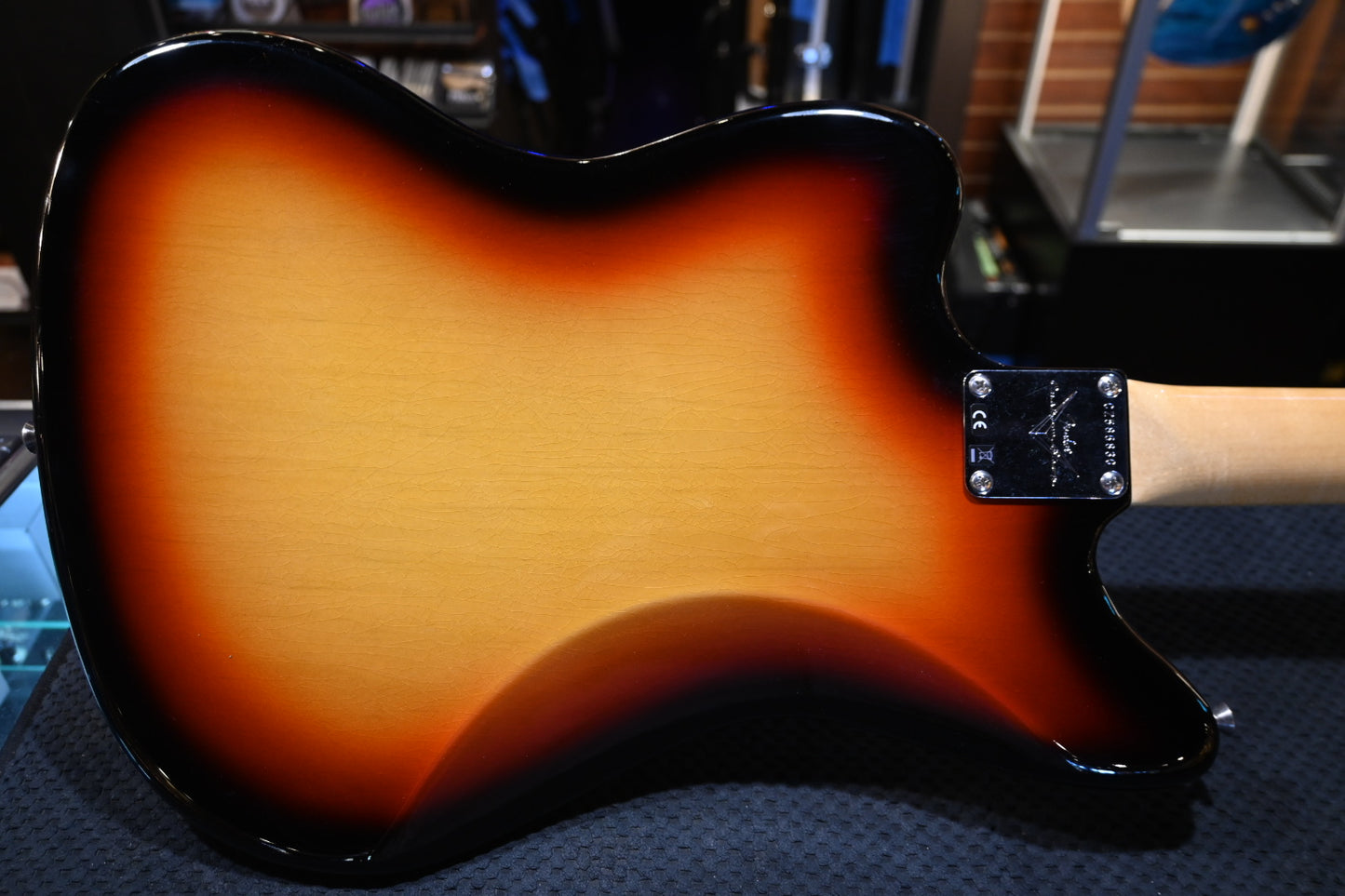 Fender Custom Shop 1967 Jazzmaster DLX Closet Classic - Bleached 3-Tone Sunburst Guitar #6830