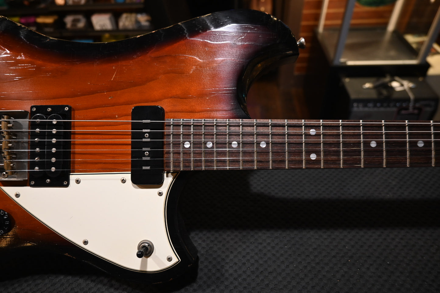Novo Nucleus Voltur V2 - Firebird Burst Guitar #4653