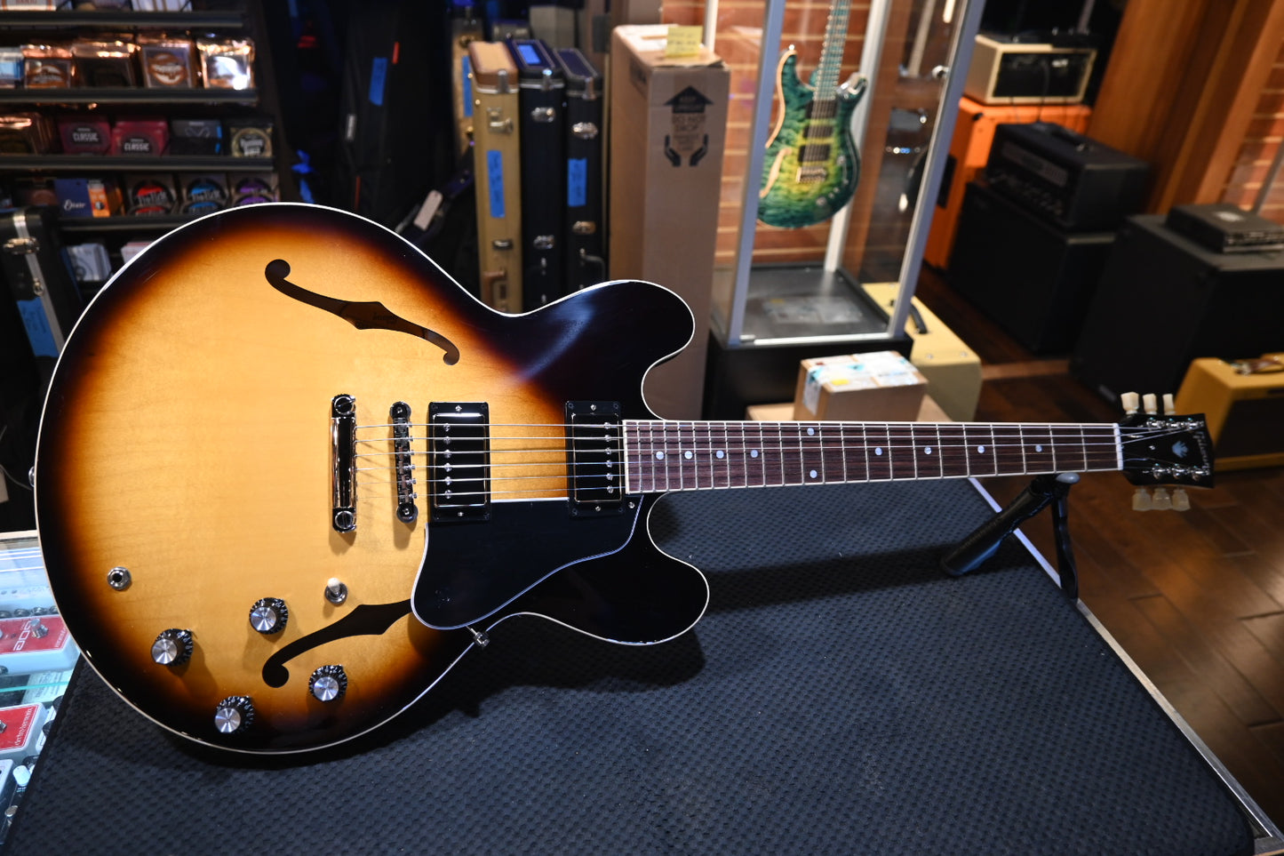 Gibson ES-335 - Vintage Sunburst Guitar #6219 - Danville Music
