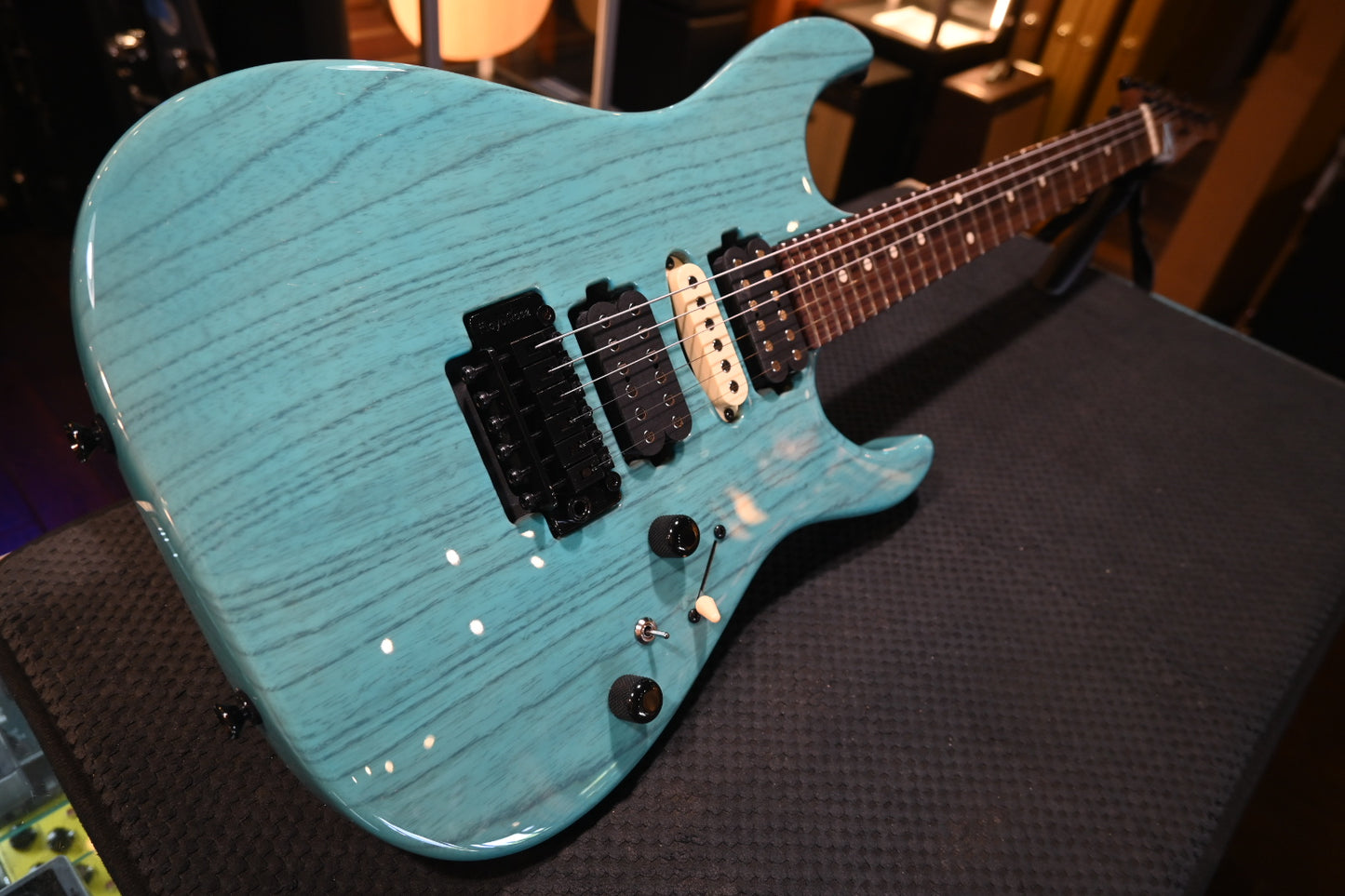 Tom Anderson Li’l Angel Player Shorty - Translucent Cotton Candy Blue Dark Grain Guitar #924N