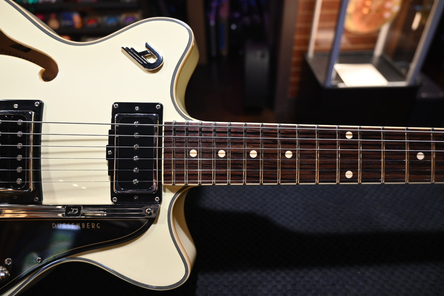 Duesenberg Starplayer TV Fullerton - Vintage White Guitar #1484 - Danville Music