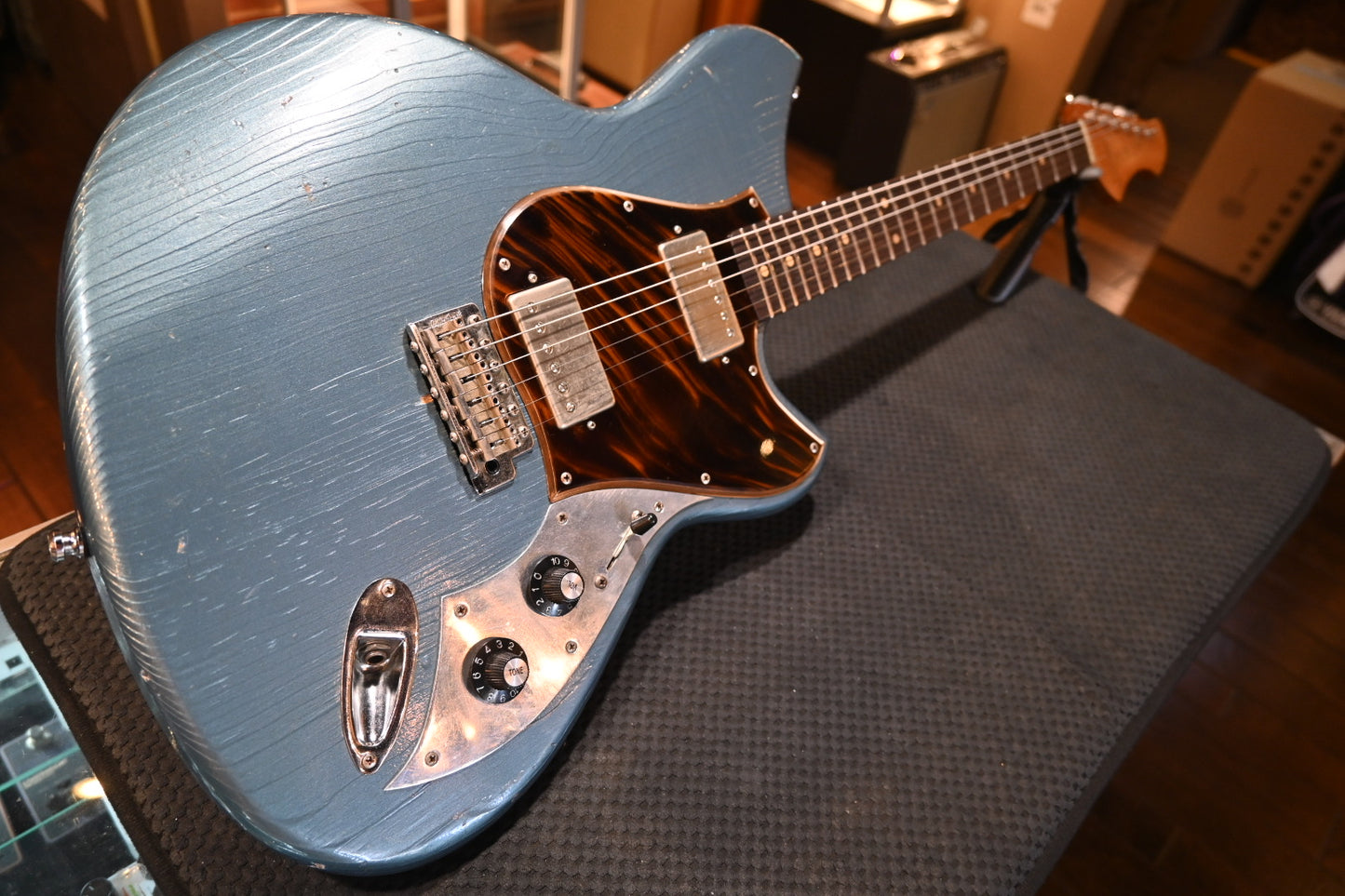 Novo Custom Serus 2020 - Pelham Blue Guitar #9577 - Danville Music