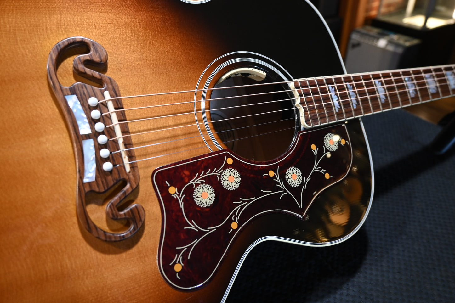 Gibson SJ-200 Standard 2019 - Vintage Sunburst Guitar #9067 - Danville Music