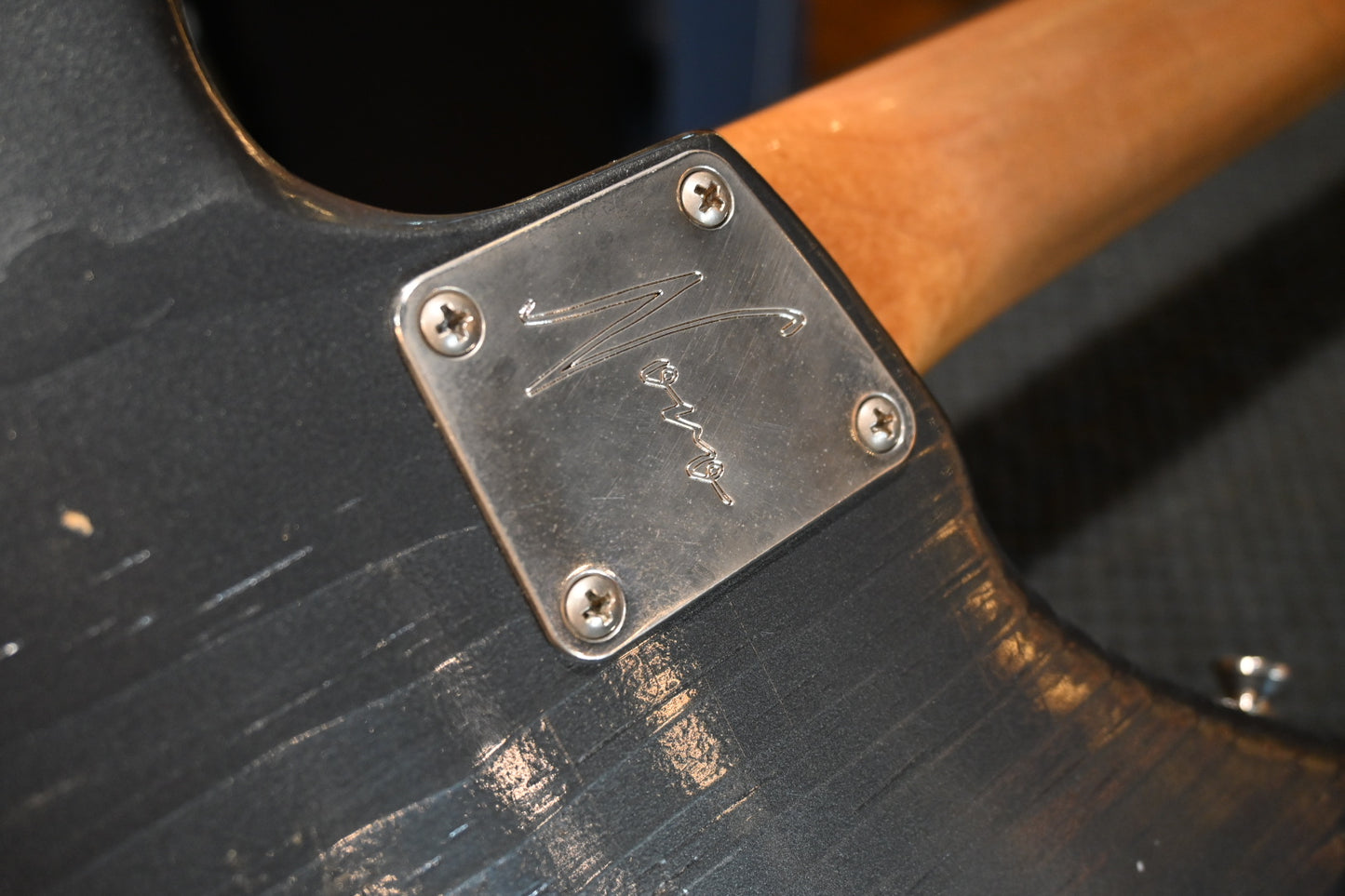 Novo Nucleus Serus J - Charcoal Guitar #5224 - Danville Music