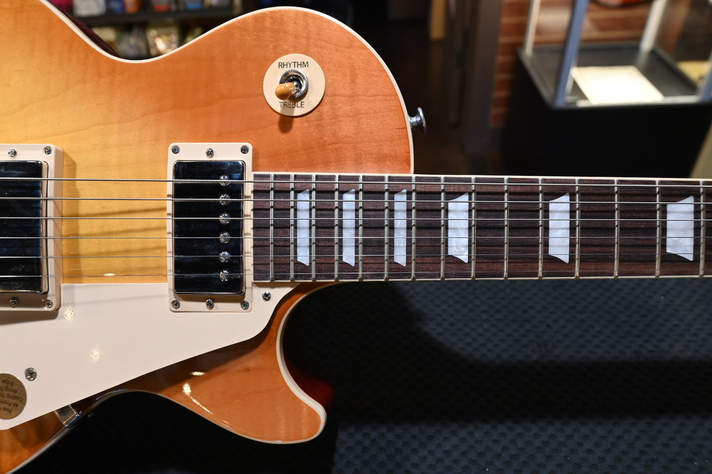 Gibson Les Paul Standard 60’s 2023 - Unburst Guitar #0110 PRE-OWNED - Danville Music