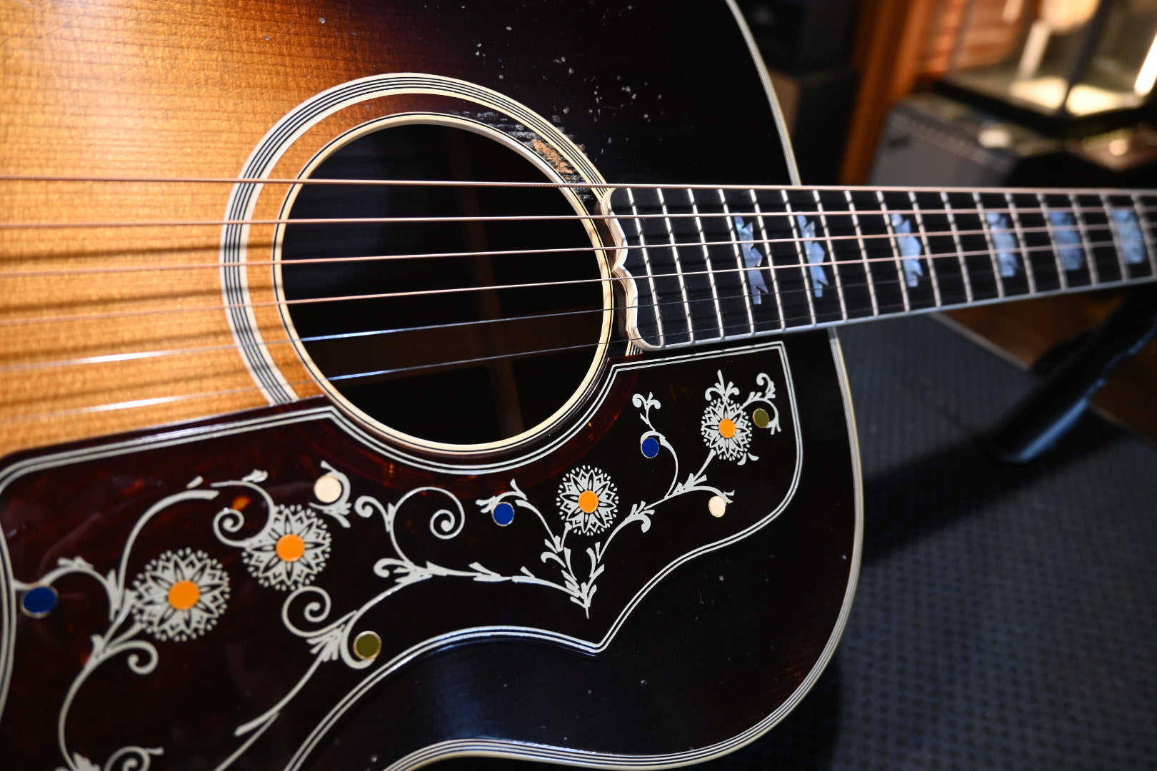 Gibson Custom Shop Pre-War SJ-200 Rosewood - Faded Vintage Sunburst Guitar #5050 - Danville Music