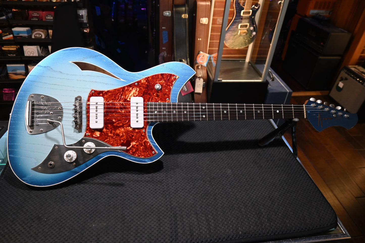 Novo Nucleus Miris J - Lake Sonic Burst Guitar #5325