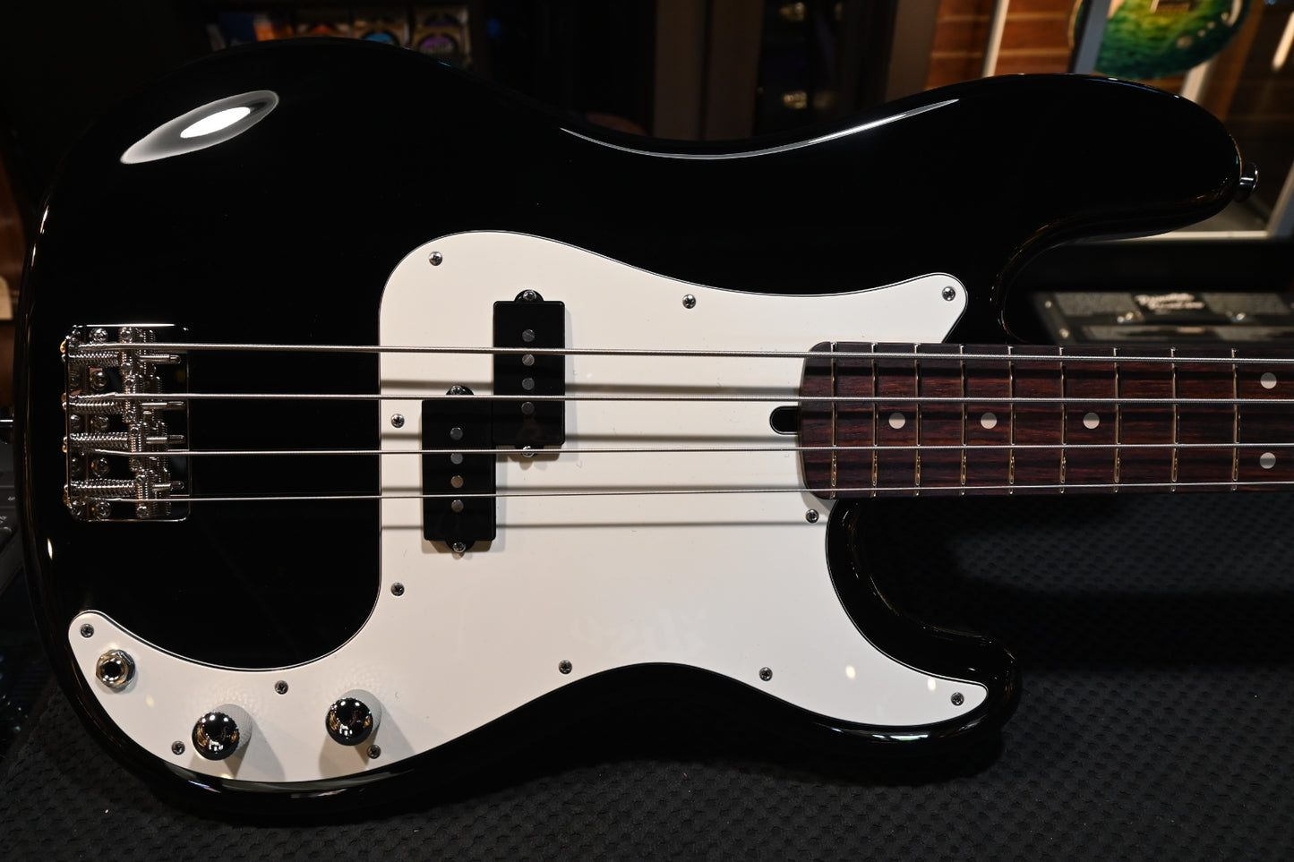 Suhr Classic P - Black Bass #6886 - Danville Music