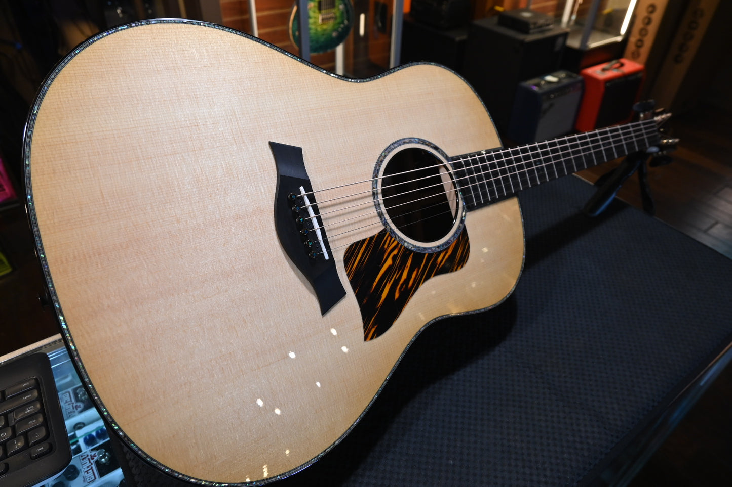 Taylor Custom GP Grand Pacific Catch #4 Lutz Spruce/Rosewood Catch #4124 - Danville Music