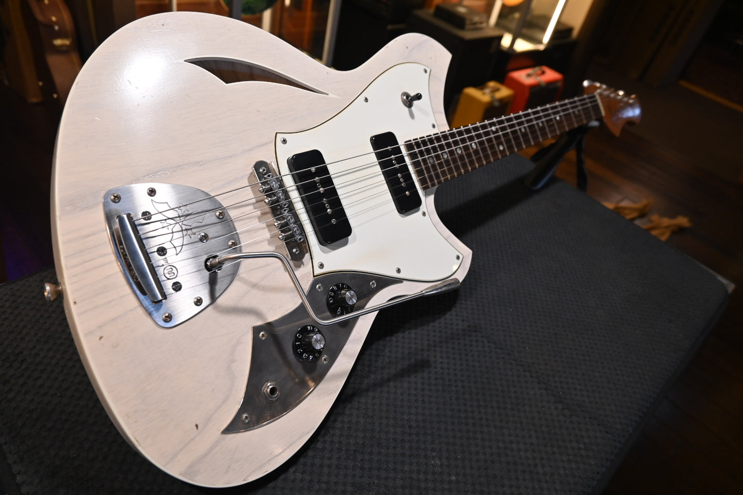 Novo Nucleus Miris J - Mary Kaye White Guitar #4674