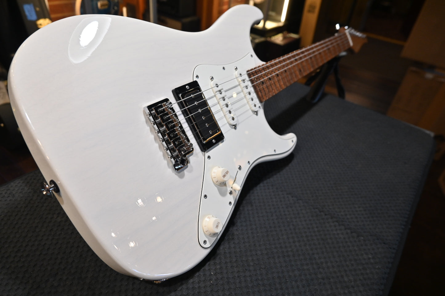 Suhr Pete Thorn Signature Series Traditional 90 - Trans White Guitar #9364 - Danville Music