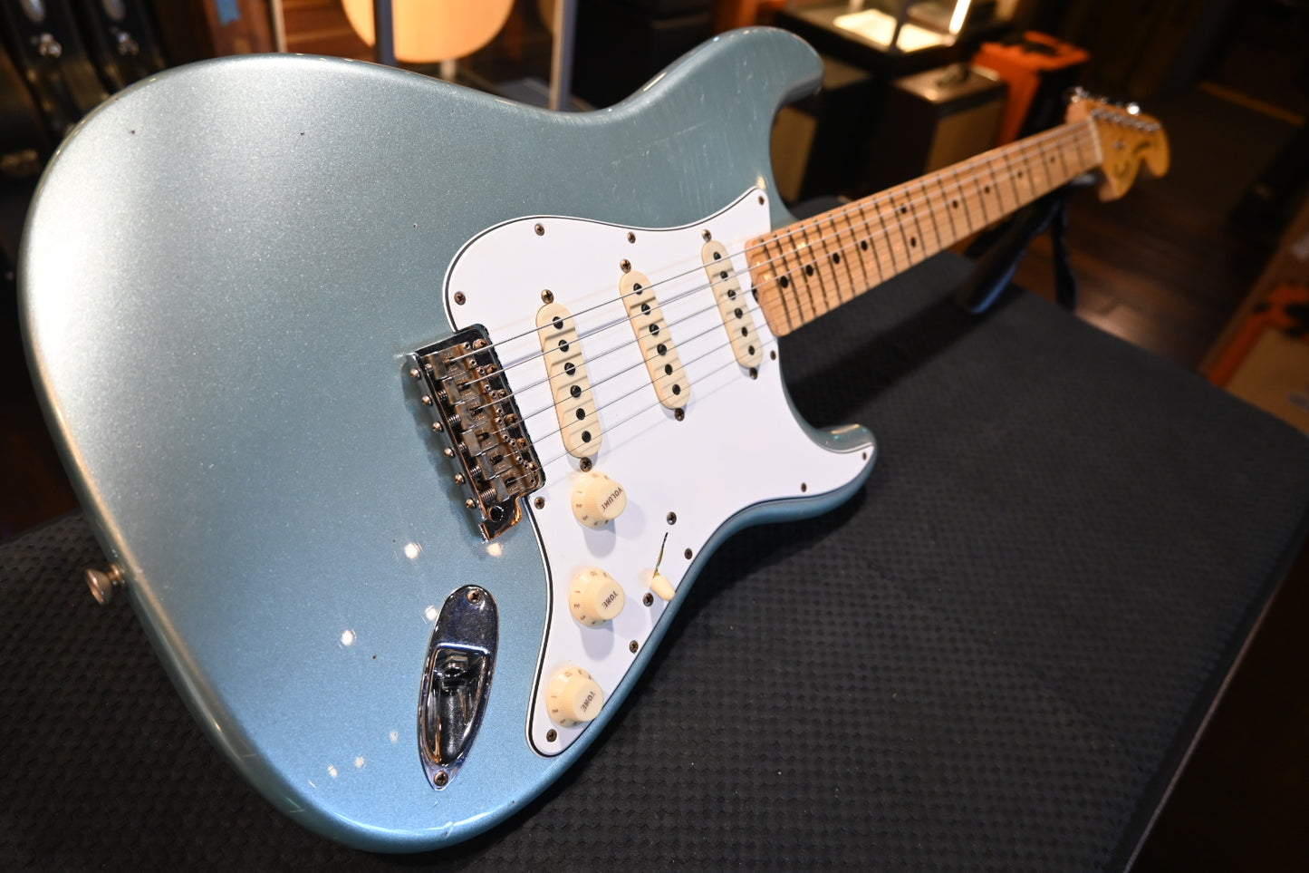Fender Custom Shop LTD 1969 Stratocaster Bone Tone Journeyman - Aged Fire Mist Silver Guitar #3316