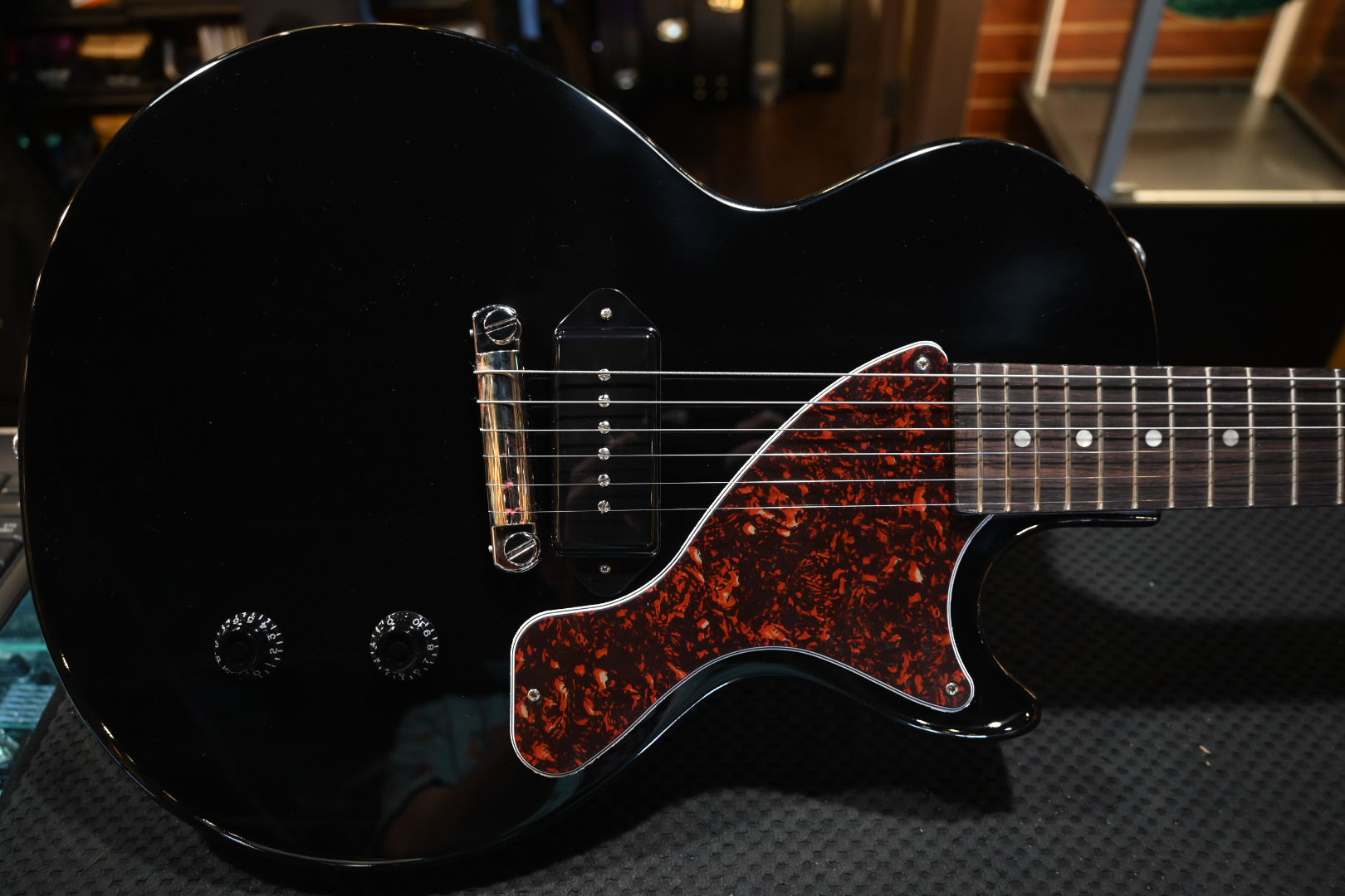 Gibson Les Paul Junior - Ebony Guitar #0295 - Danville Music