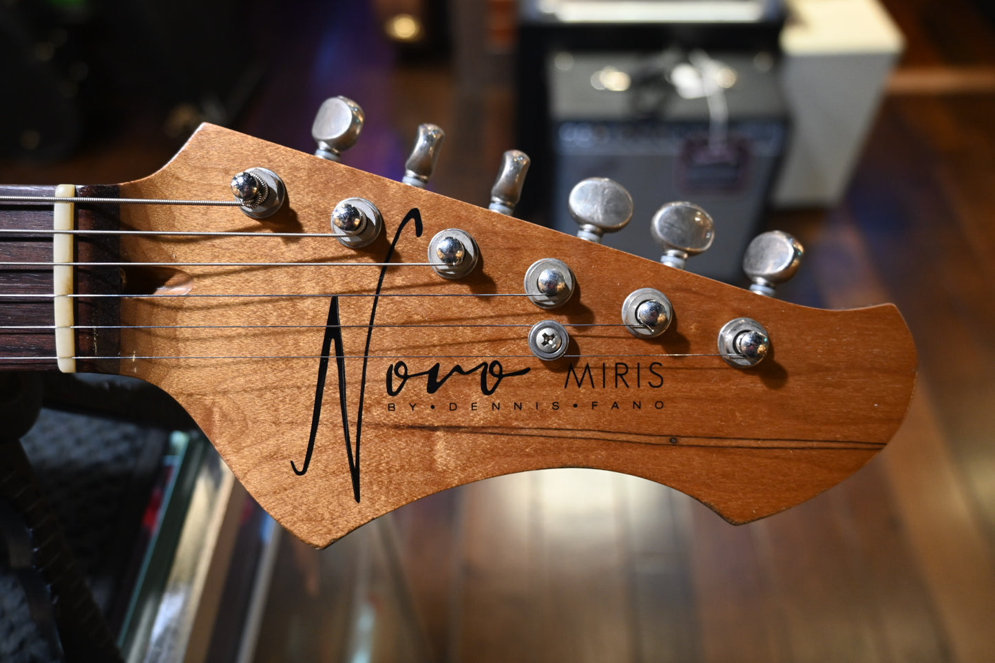 Novo Nucleus Miris J - Mary Kaye White Guitar #4674