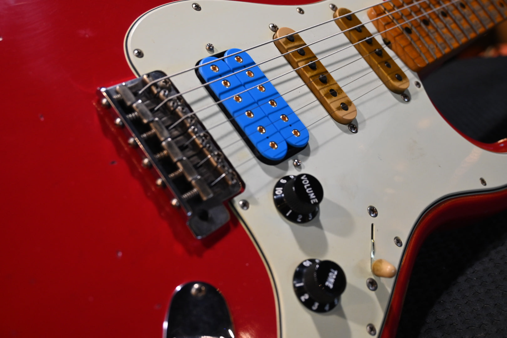 Fender Custom Shop Alley Cat Stratocaster Heavy Relic 2023 - Torino Red Guitar #0917 - Danville Music