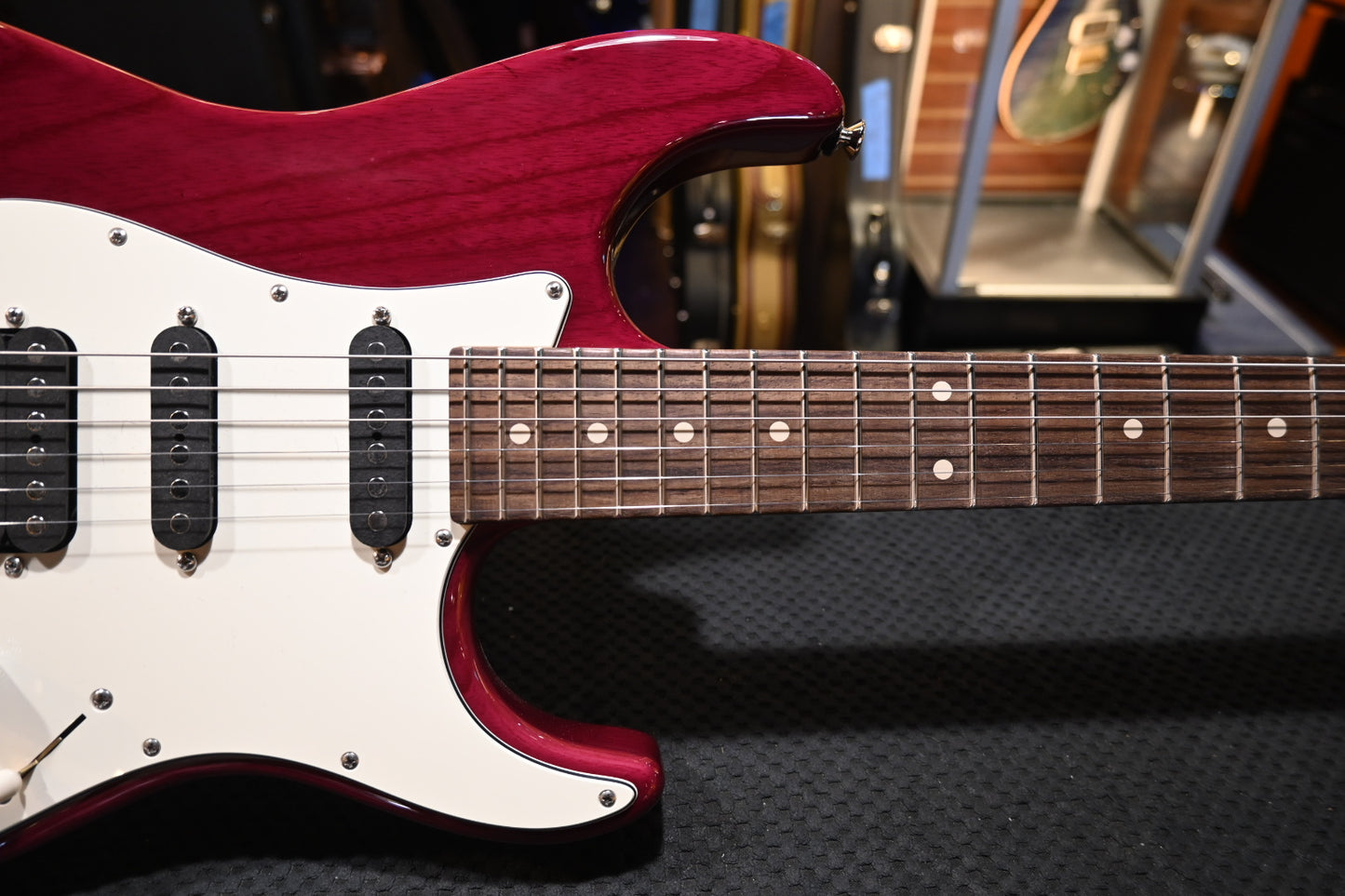 Tom Anderson Classic 2023 - Translucent Plum Guitar #823A - Danville Music