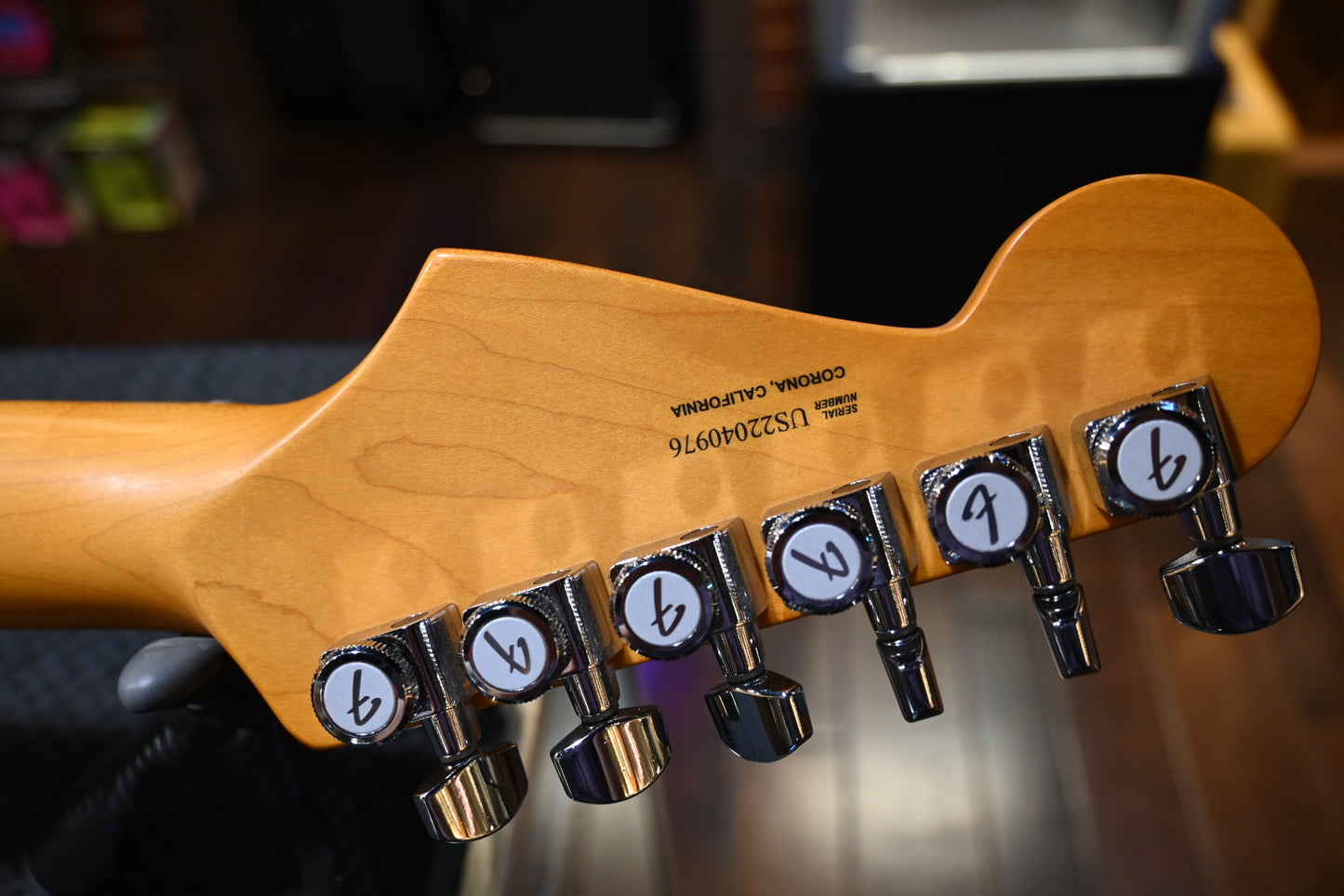 Fender American Ultra Stratocaster 2022 - Texas Tea Guitar #0976 - Danville Music