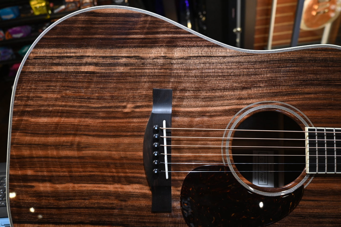 Santa Cruz Model D Flamed San Lorenzo Sinker Redwood/Highly Figured Walnut Guitar #8005