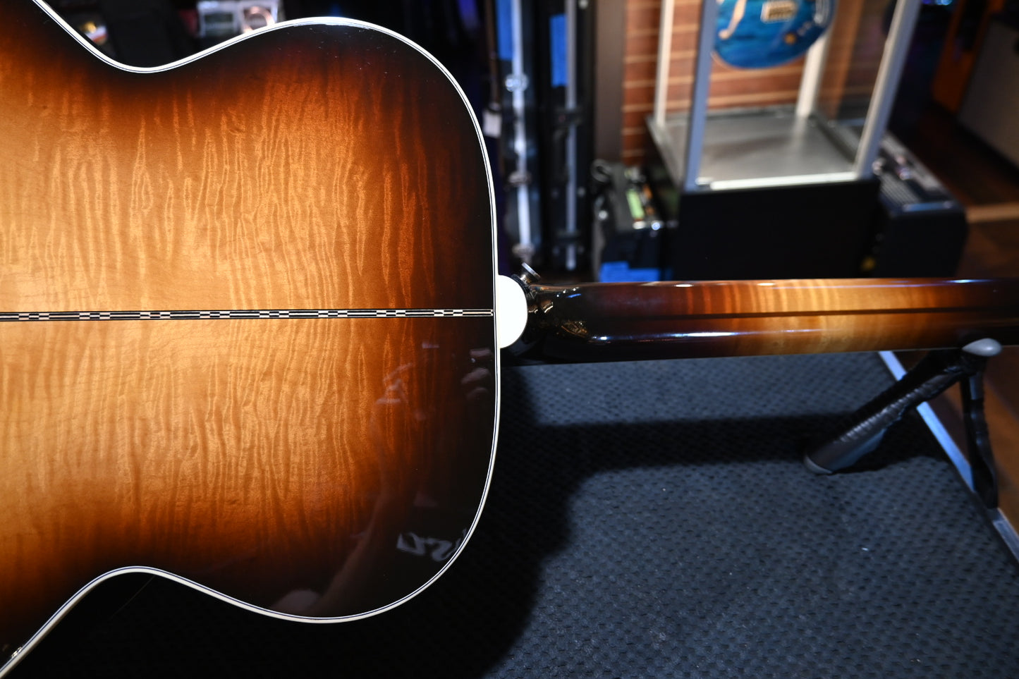 Gibson SJ-200 Standard 2019 - Vintage Sunburst Guitar #9067 - Danville Music