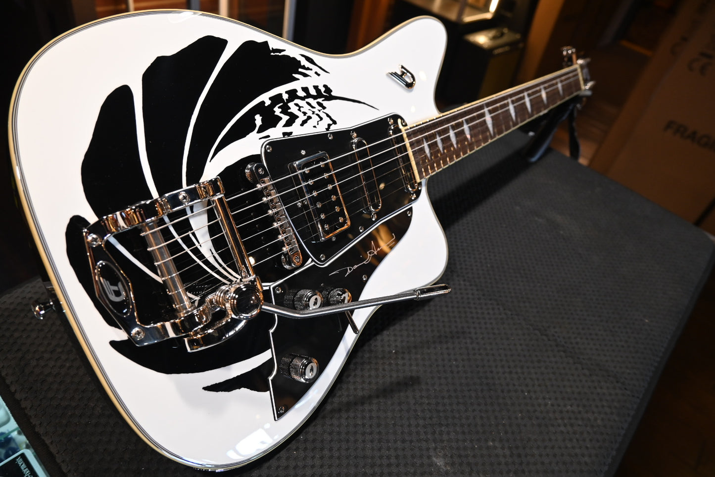 Duesenberg Alliance James Bond 007 Paloma David Arnold Edition - Monochrome Black and White Guitar #4934 - Danville Music