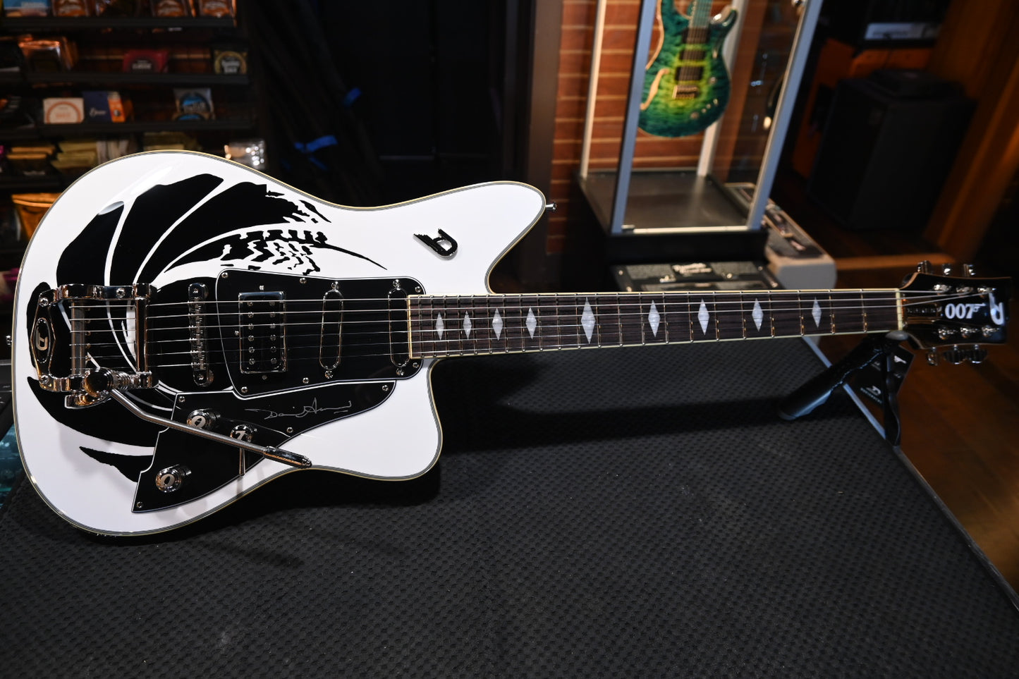 Duesenberg Alliance James Bond 007 Paloma David Arnold Edition - Monochrome Black and White Guitar #4934 - Danville Music