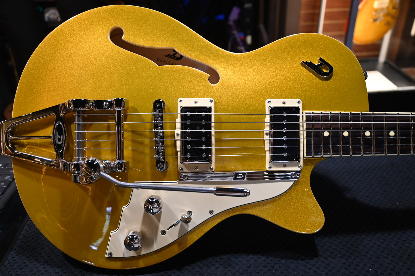 Duesenberg Starplayer TV - Gold Top #4229 - Danville Music