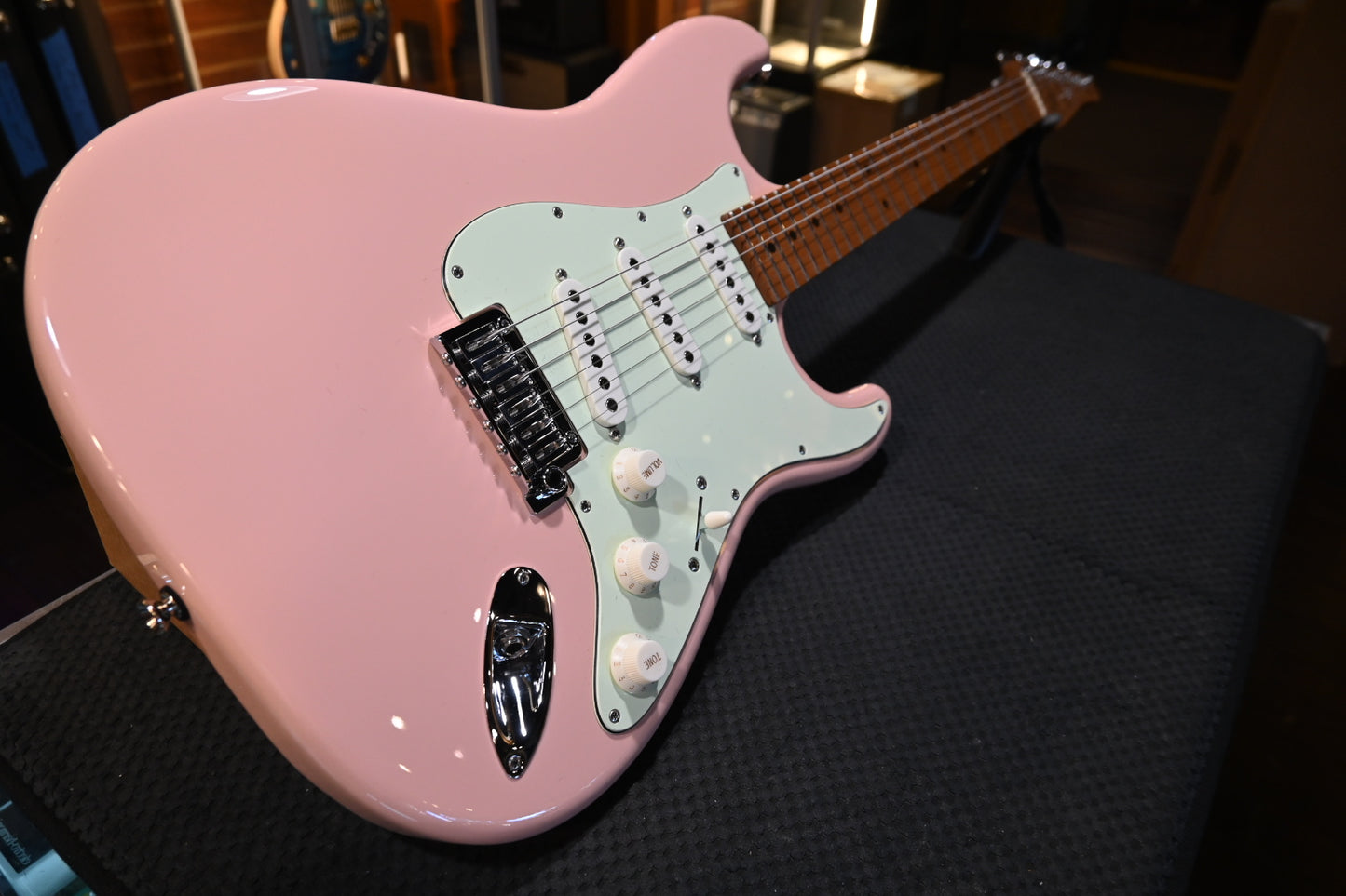 Tom Anderson Icon Classic Shorty Primavera - Shell Pink Guitar #825M - Danville Music