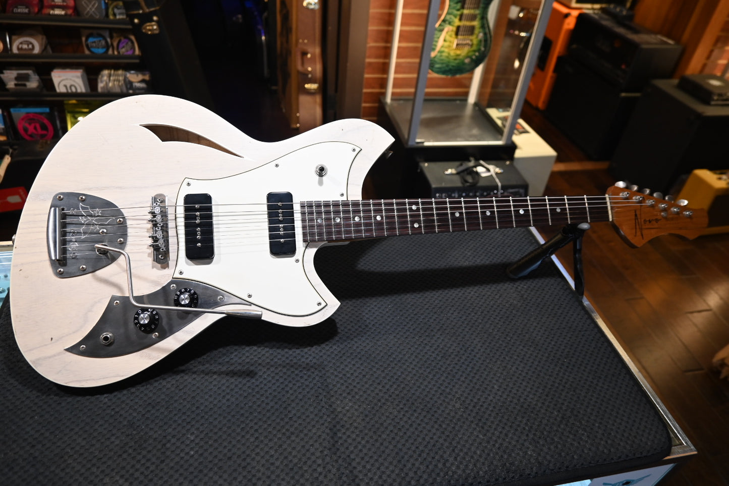 Novo Nucleus Miris J - Mary Kaye White Guitar #4674
