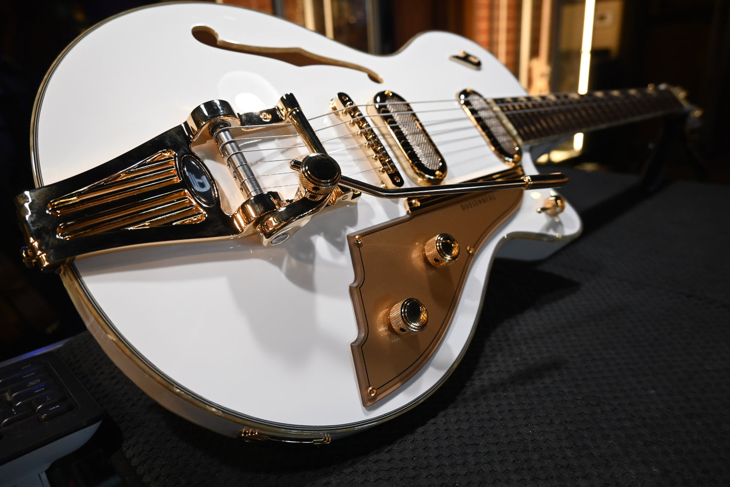 Duesenberg Starplayer TV Phonic - Venetian White Guitar #0101