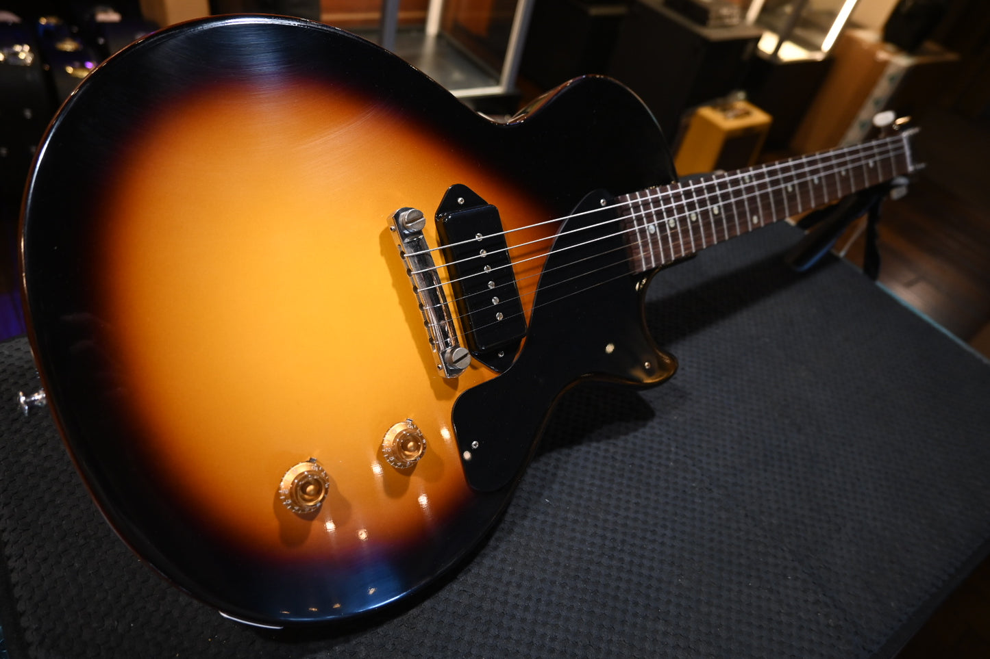 Gibson Custom Shop 1957 Les Paul Junior Single-Cut Reissue VOS - Vintage Sunburst Guitar #1779 - Danville Music