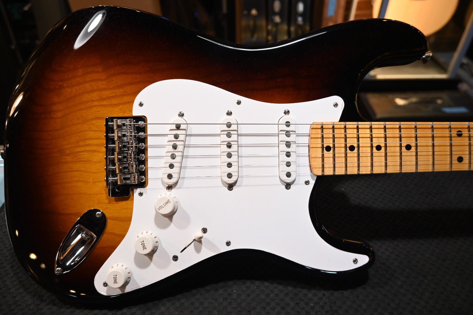 Fender Custom Shop LTD 70th Anniversary 1954 Stratocaster NOS - Wide Fade 2-Color Sunburst Guitar #5506 - Danville Music