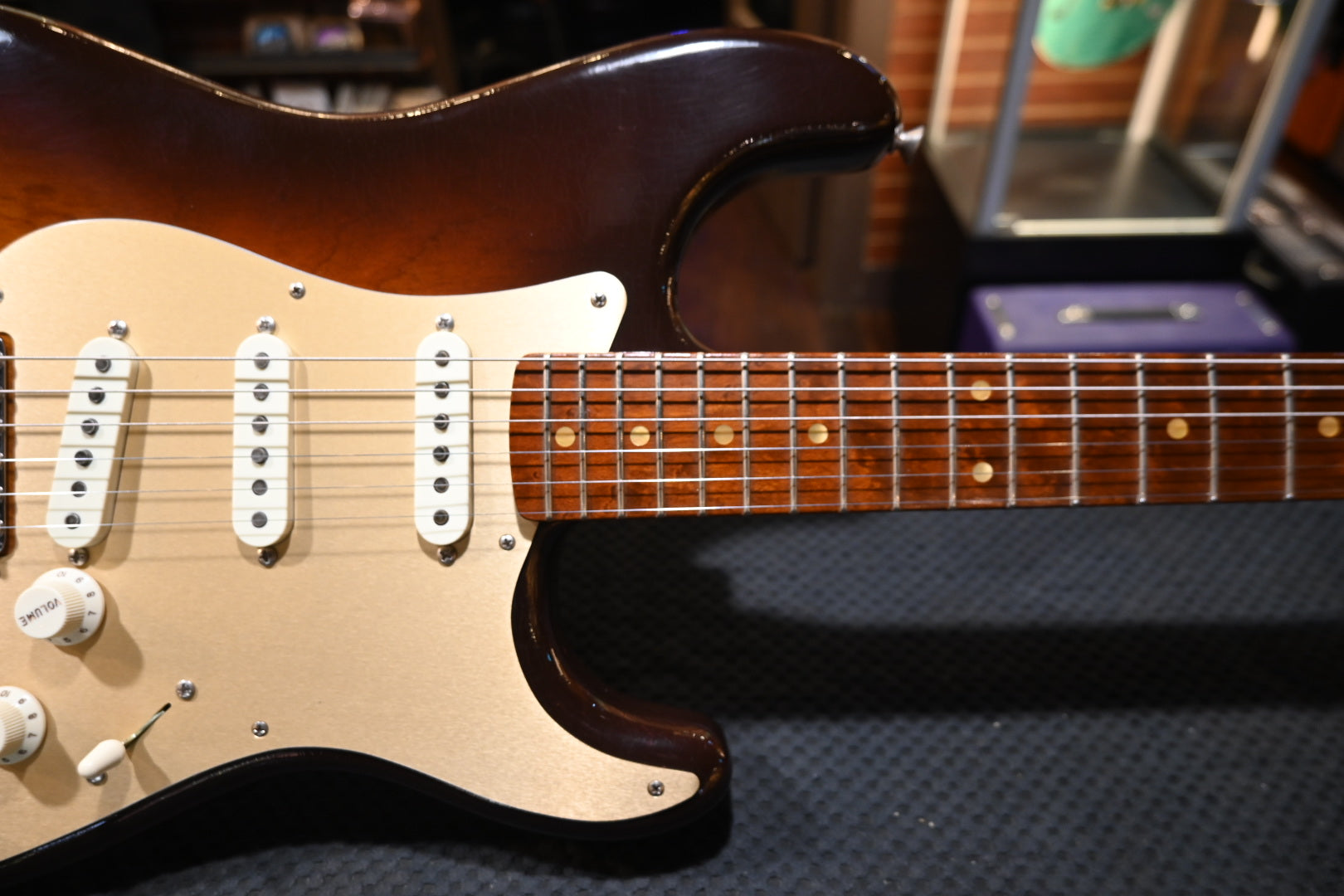 Fender Custom Shop Special 50’s Stratocaster Closet Classic 2016 - Chocolat 3-Tone Sunburst Guitar #8068 - Danville Music