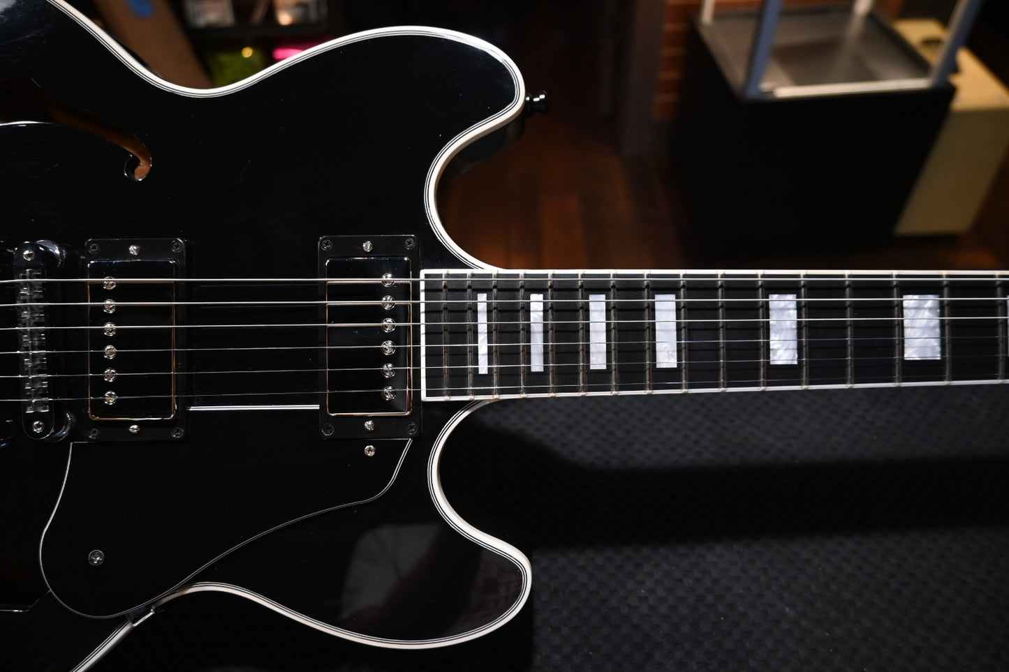 Gibson Midtown Custom 2014 - Black Guitar #3300 PRE-OWNED - Danville Music